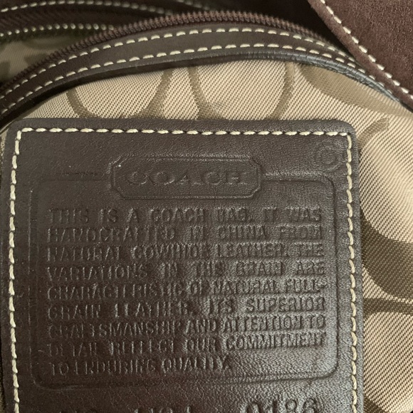 🔥SALE🔥 VINTAGE COACH 🔥SALE🔥 - Picture 7 of 9